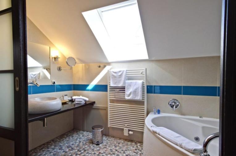 Hotel Saint-Amour Durbuy Zewnętrze zdjęcie