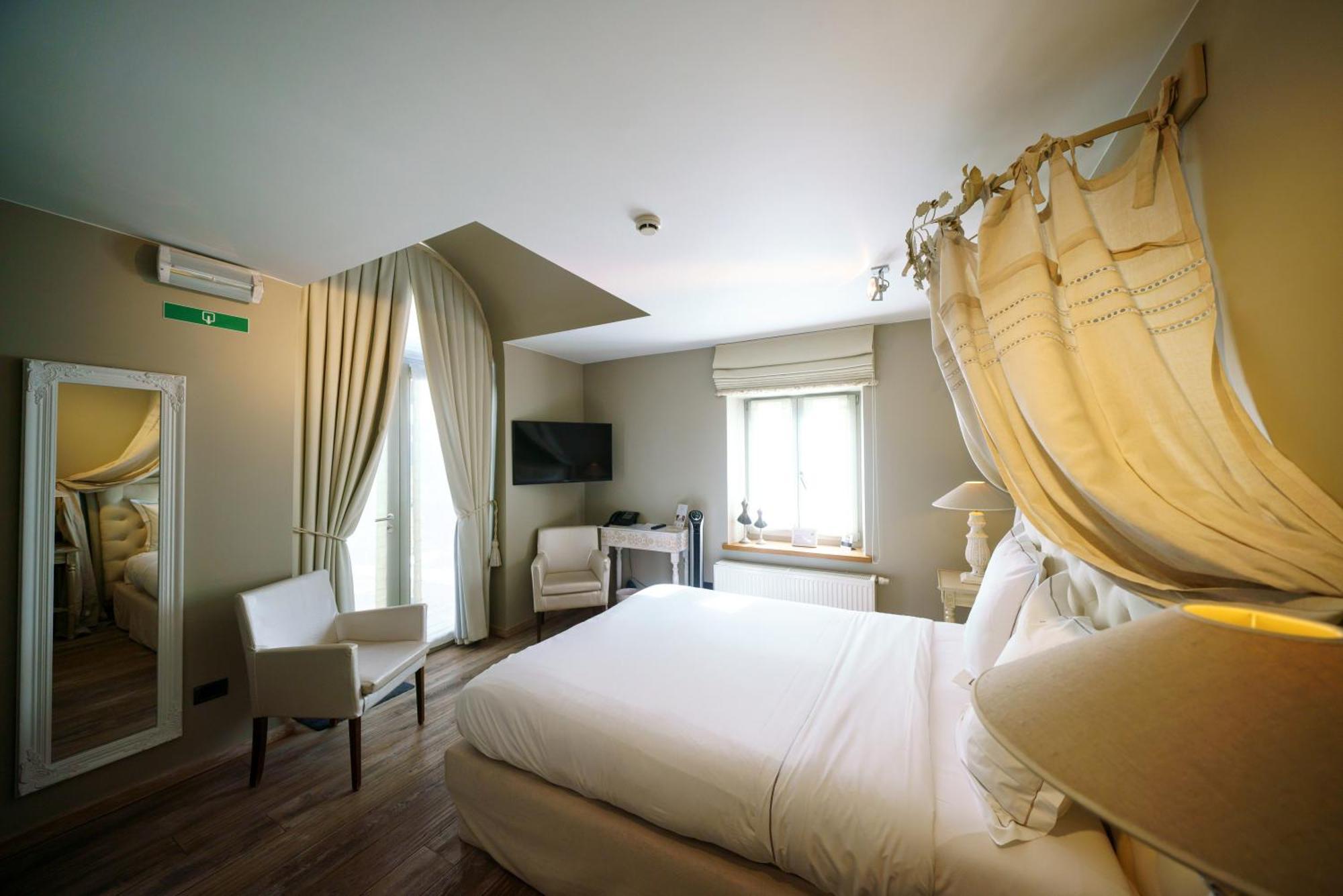Hotel Saint-Amour Durbuy Zewnętrze zdjęcie